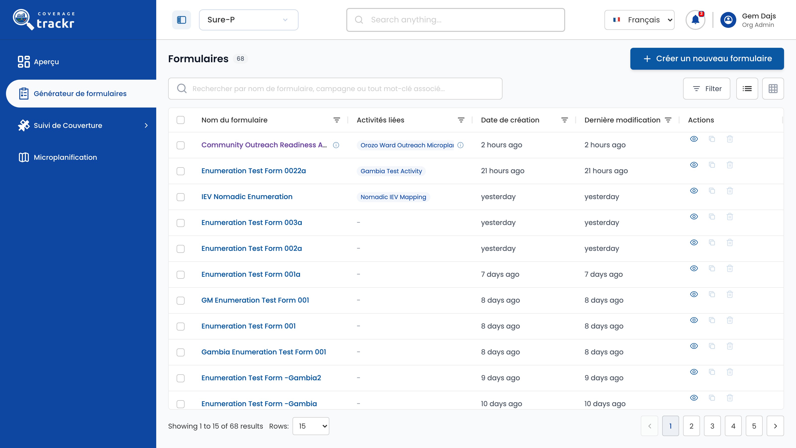 Form Builder shown in French after choosing Français
